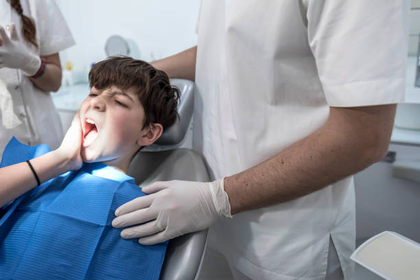 Best Pediatric Emergency Dentist in Cementon, PA